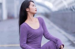 何静的“完美家庭”背后的伪装，真相令她的粉丝无法接受！