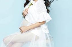 私立贵族幼儿园曝“权色联谊”，家长群成“猎艳名片”，接送孩子竟为物色情人